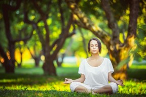 jiuyou游戏中心-超越极限，梅西十二场神话与热火的烈焰征途
